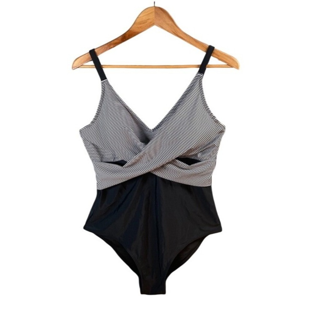 B2Prity One Piece Swimsuit Womens XXL Striped Beach Nautical Tummy Control‎